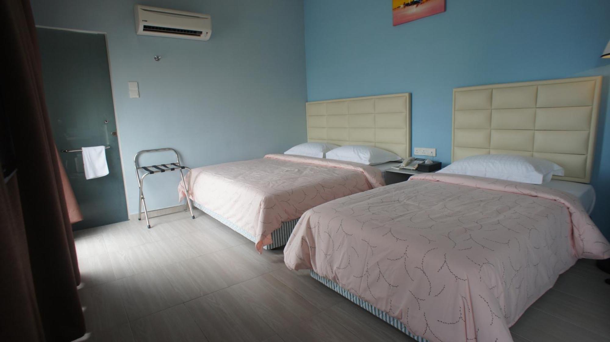 Hotel Zamburger Bukit Indah Johor Bahru Ngoại thất bức ảnh