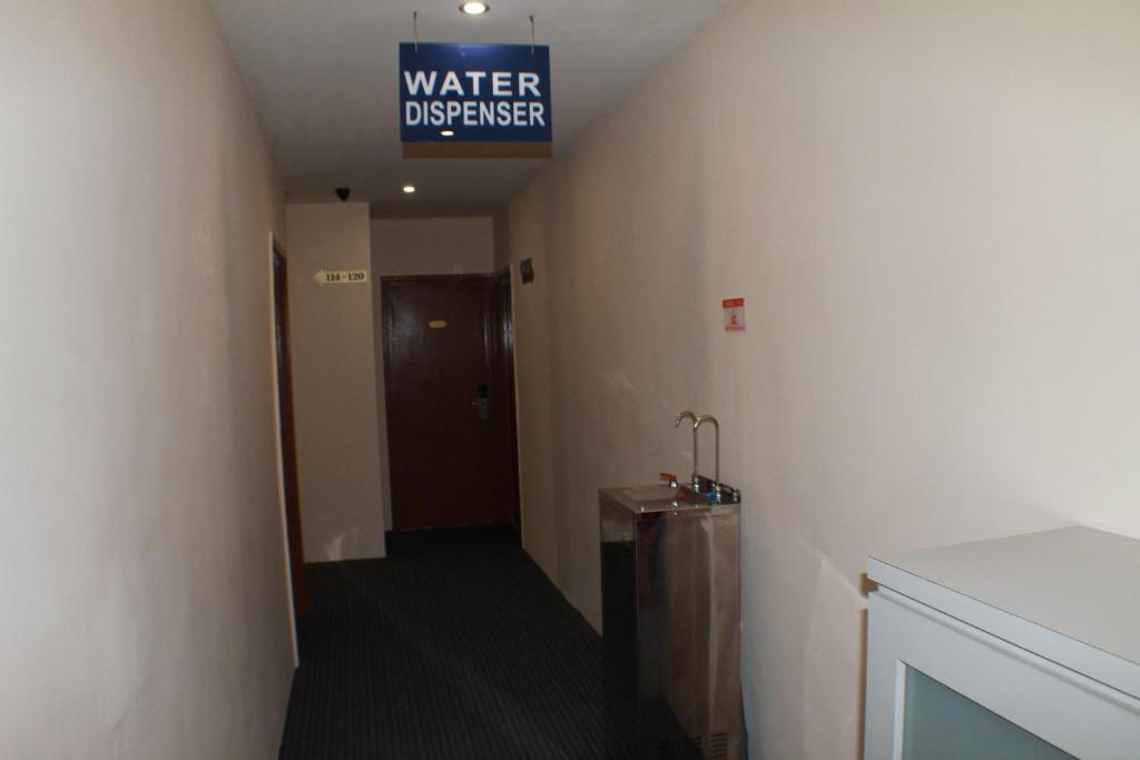 Hotel Zamburger Bukit Indah Johor Bahru Ngoại thất bức ảnh