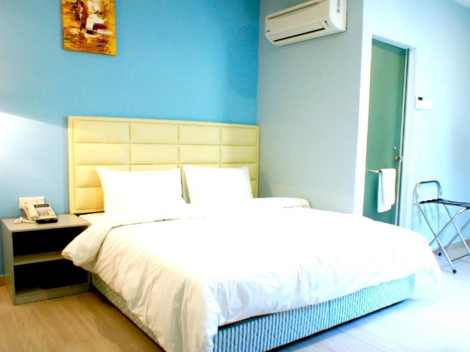 Hotel Zamburger Bukit Indah Johor Bahru Ngoại thất bức ảnh